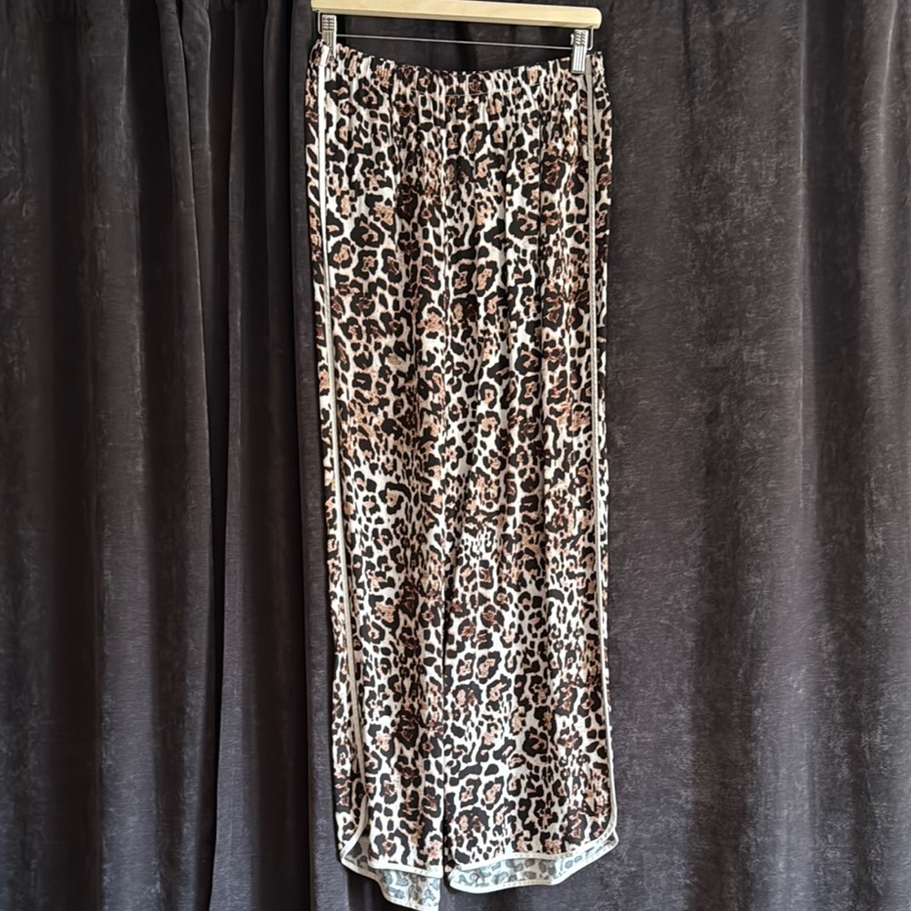aerie Leopard Print Wide-Leg Pants in Brown & Black